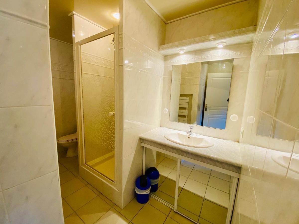 "Le Cadre Royal" Appartement De Standing Sur Quai Avec Parking Sete Ngoại thất bức ảnh